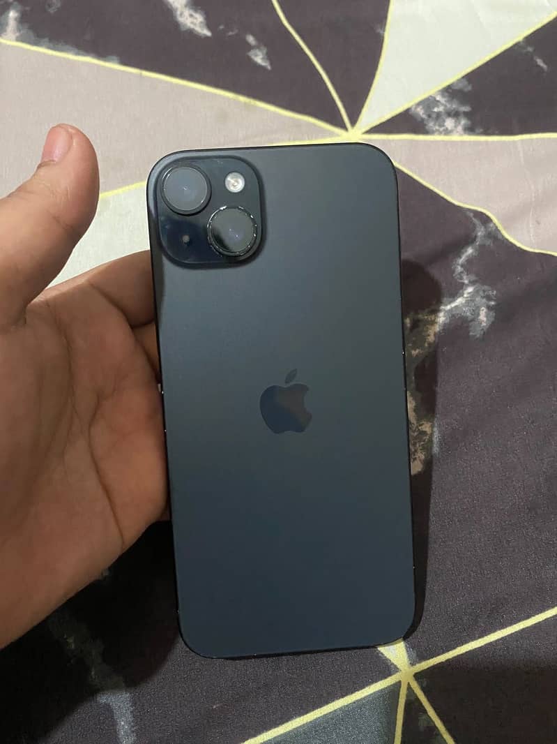 iPhone 15 plus 1