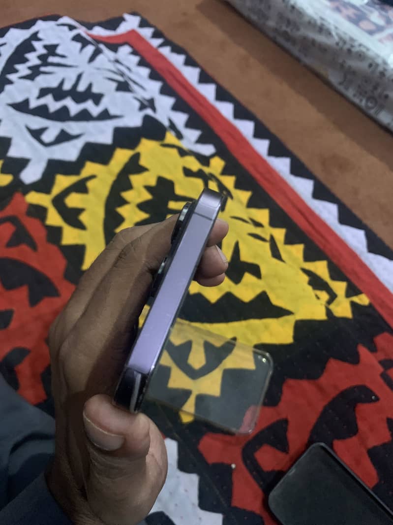 iPhone 14 Pro Max 5