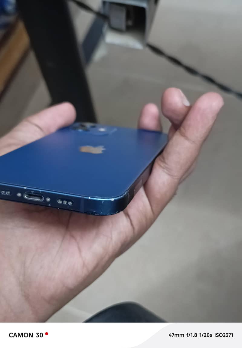 IPhone 12 03400300134 4