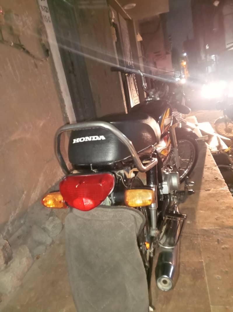 Honda cd70 5