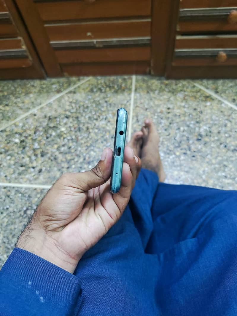 Tecno Spark 7 8