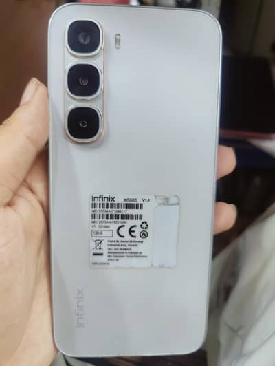 Infinix Hot 60 Pro 8 gb 128