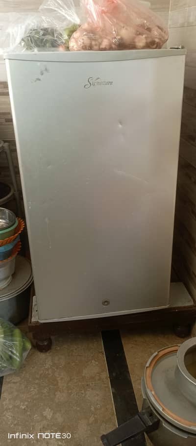 new best condition room  fridge signature company