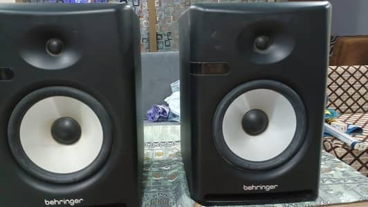 Studio Monitor Speakers setup