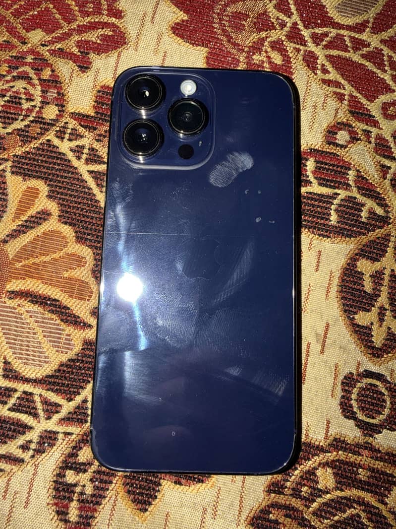Apple iPhone 14 Pro Max 1