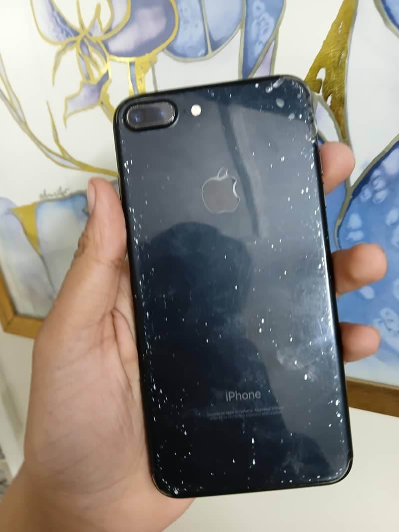 Apple iPhone 7 Plus 0