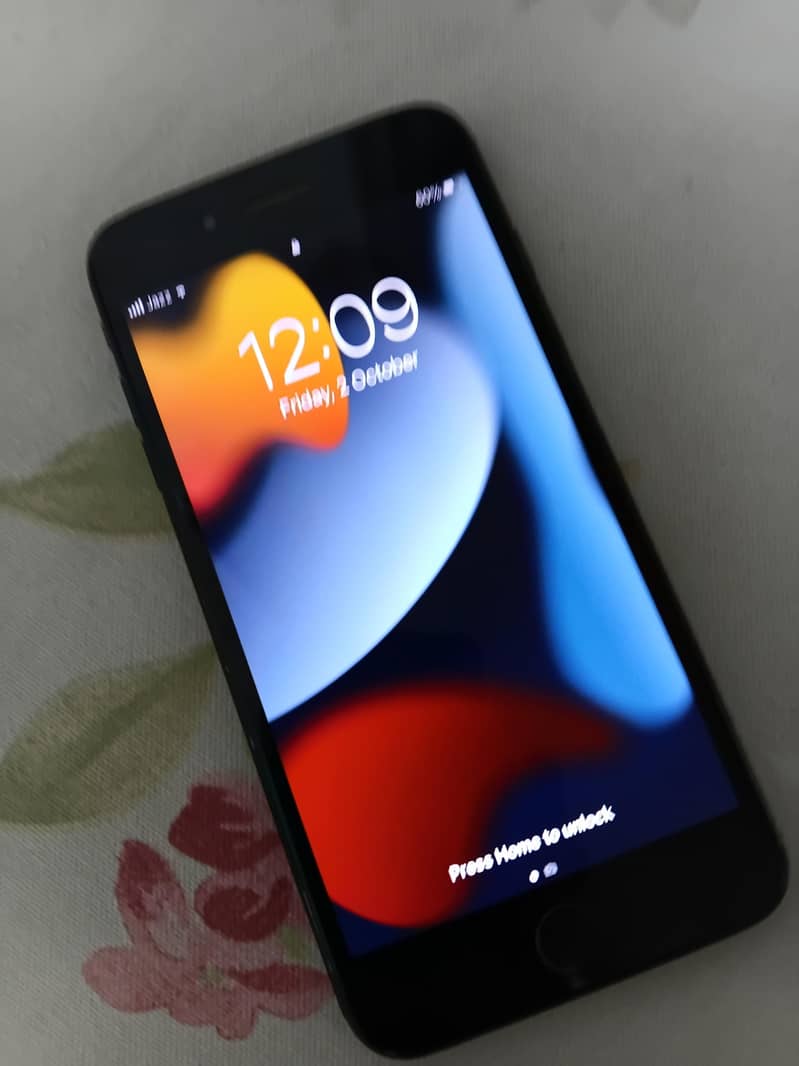 Apple iPhone 7 Plus 1