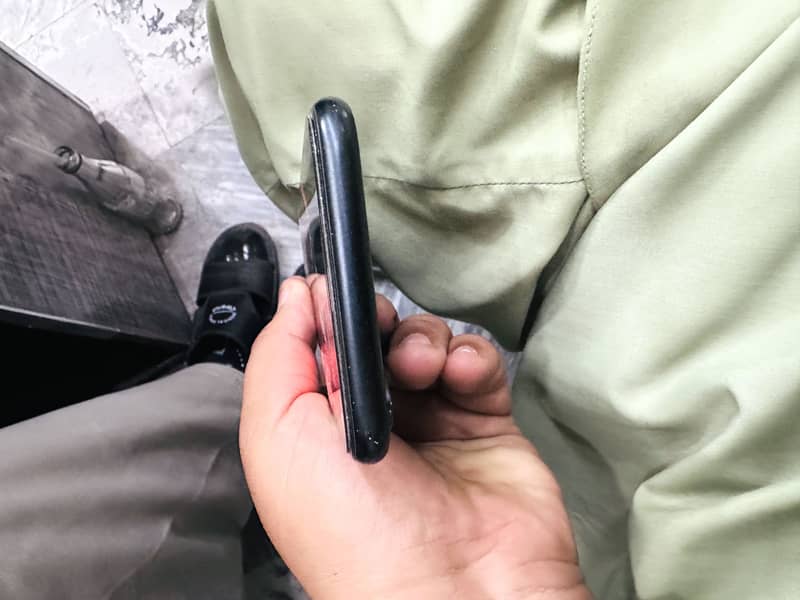 Apple iPhone XR 1