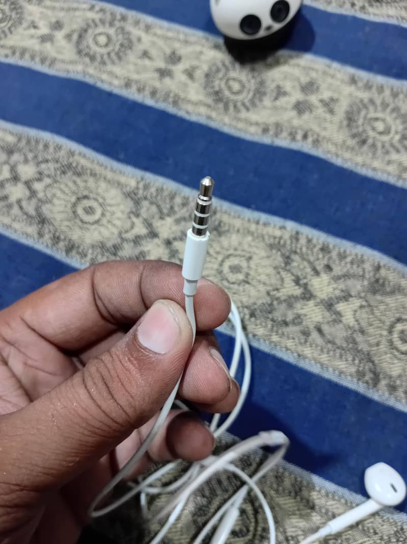 Original Apple EarPods with Type-C Conversion Cable 3