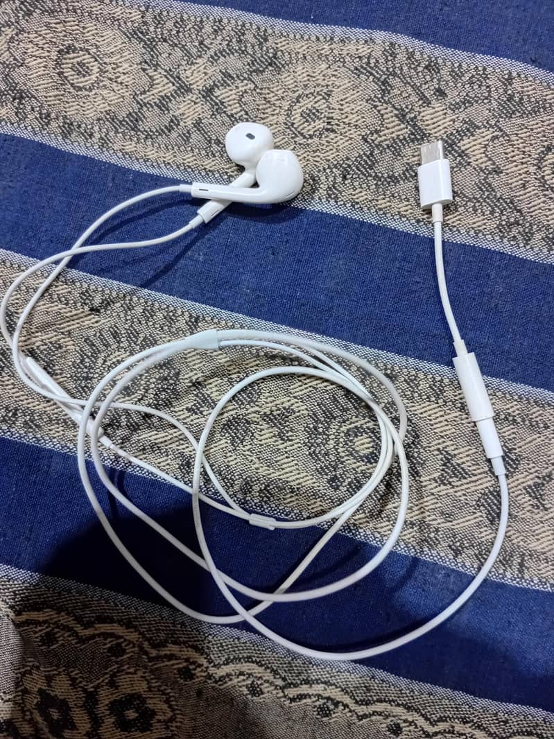 Original Apple EarPods with Type-C Conversion Cable 8