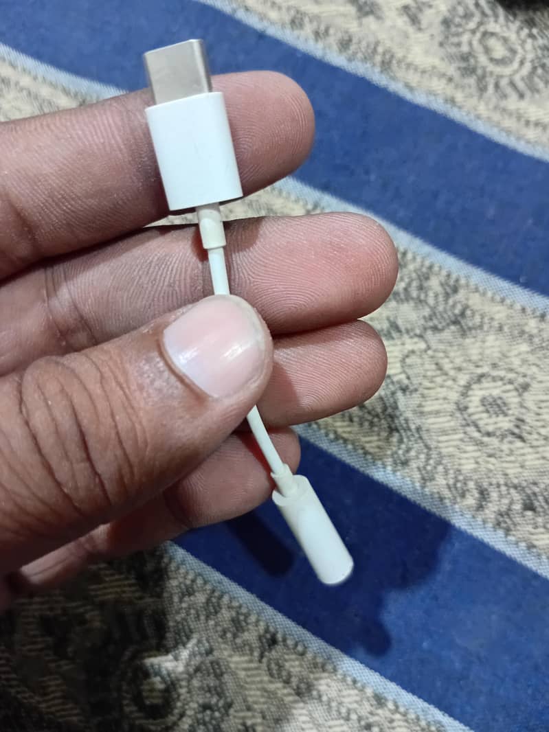 Original Apple EarPods with Type-C Conversion Cable 9