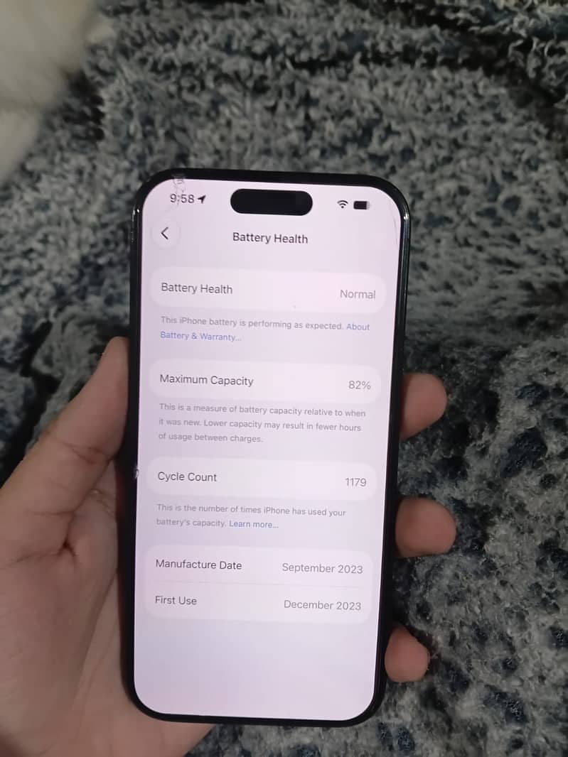 Apple iPhone 15 Pro 4
