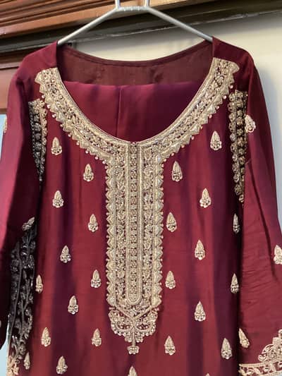 Mehroon suit