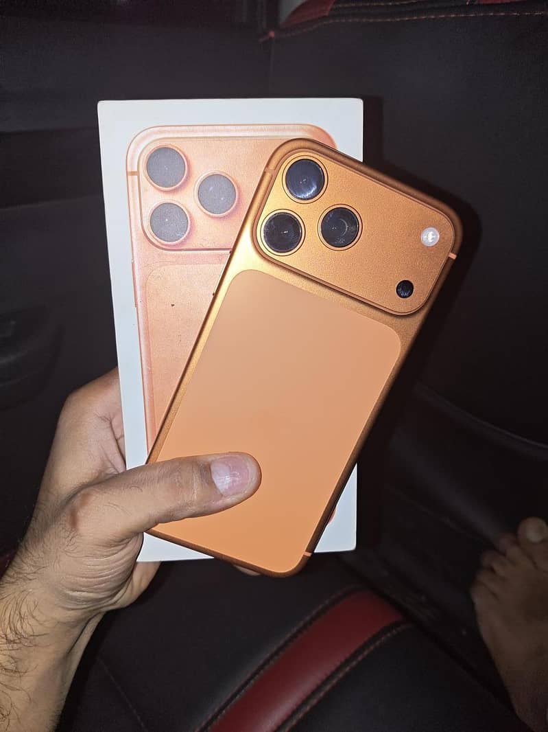 Apple iPhone 17 Pro Max 0