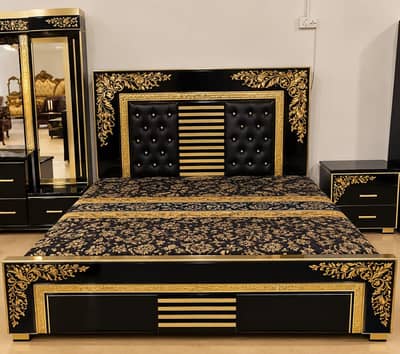 Double bed / bed set / king size bed / wooden bed / bed / Furniture