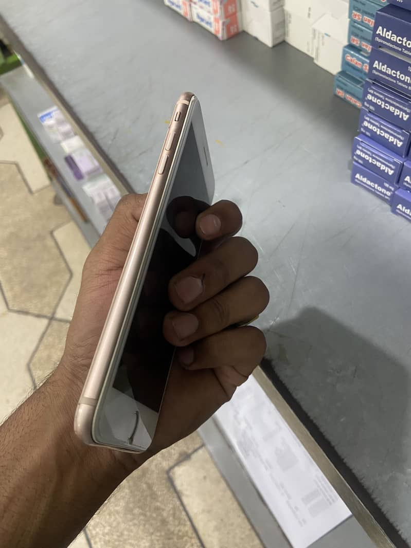 Apple iPhone 8 Plus PTA 5