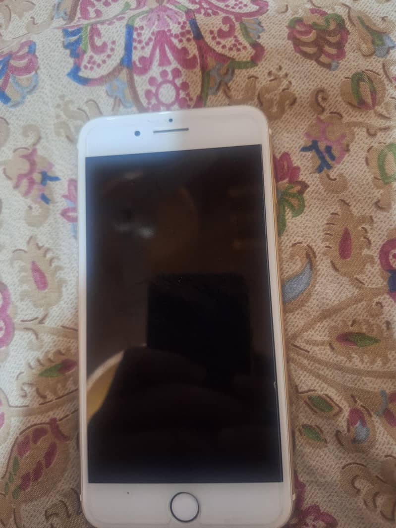 Apple iPhone 7 Plus 4