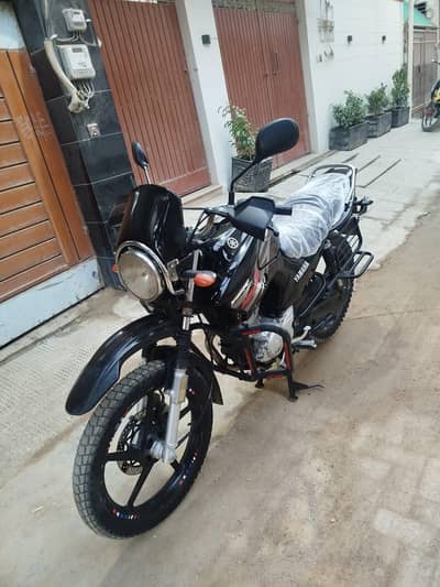 Yamaha YBR 125G 2015#0/3/1/7/0/0/2/4/6/2/9