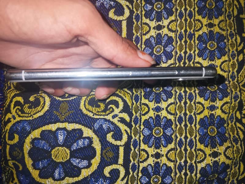 Apple iPhone XS 2