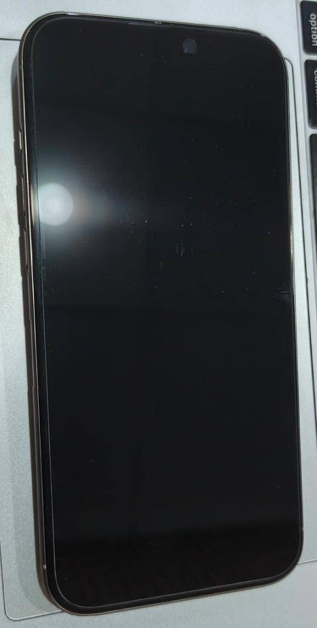 Apple iPhone 16 Pro Max 5