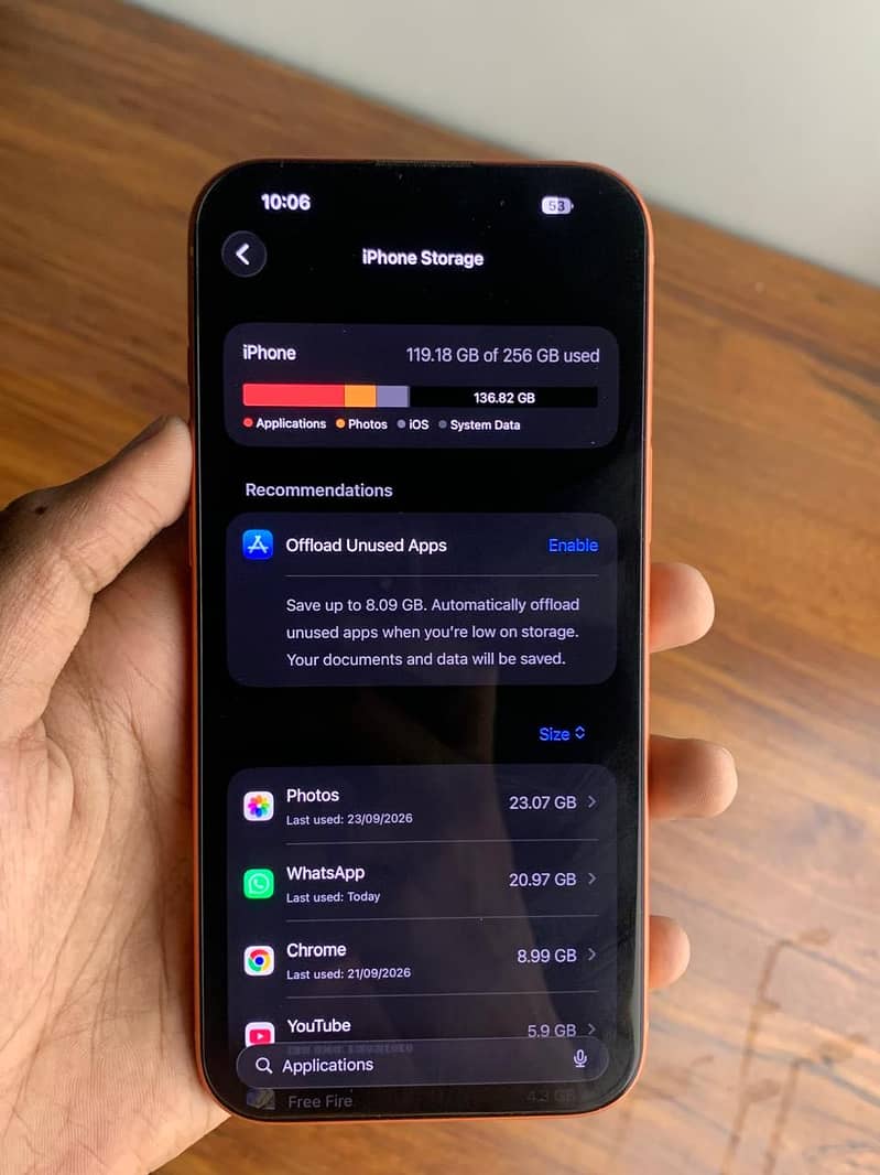 Apple iPhone 17 Pro Max 10