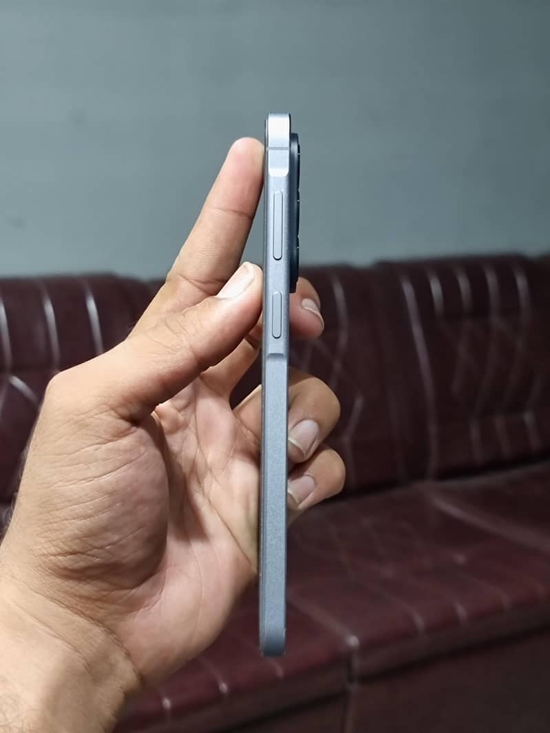 Samsung Mobile A57 3