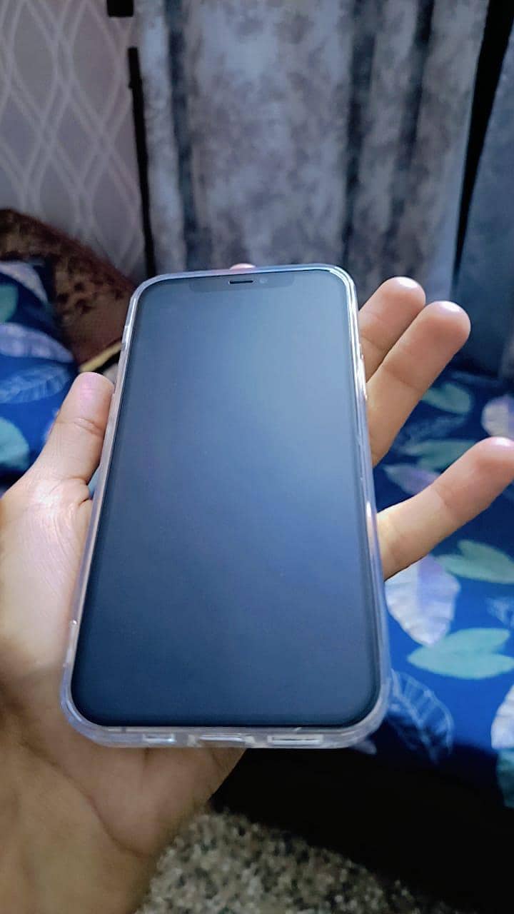 Apple iPhone 12 Pro 1