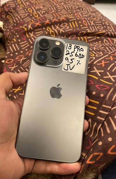 Apple iPhone 13 Pro