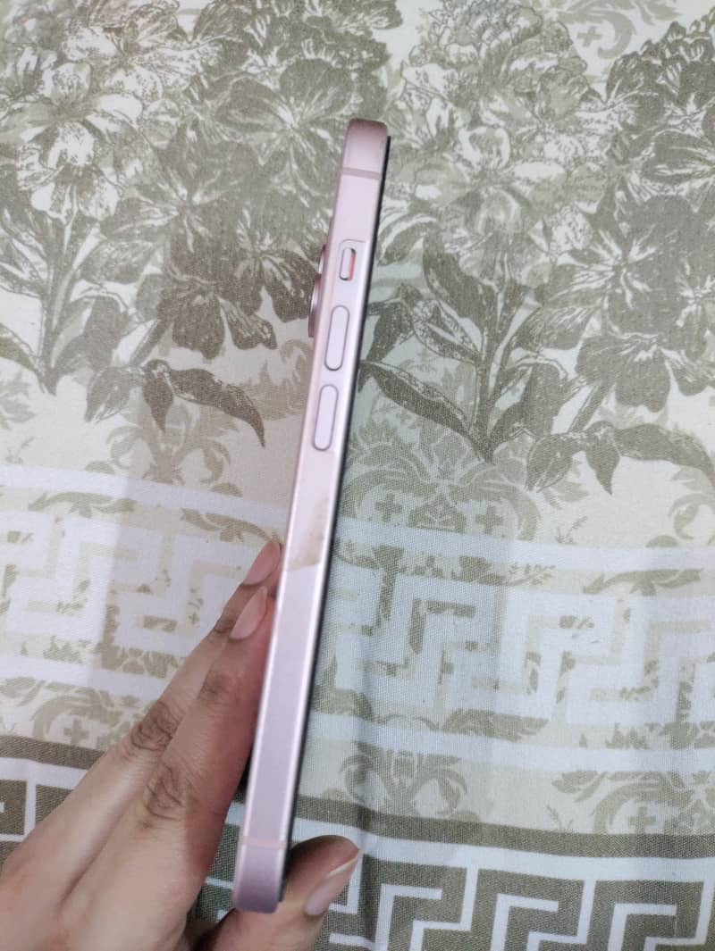 Apple iPhone 15 1