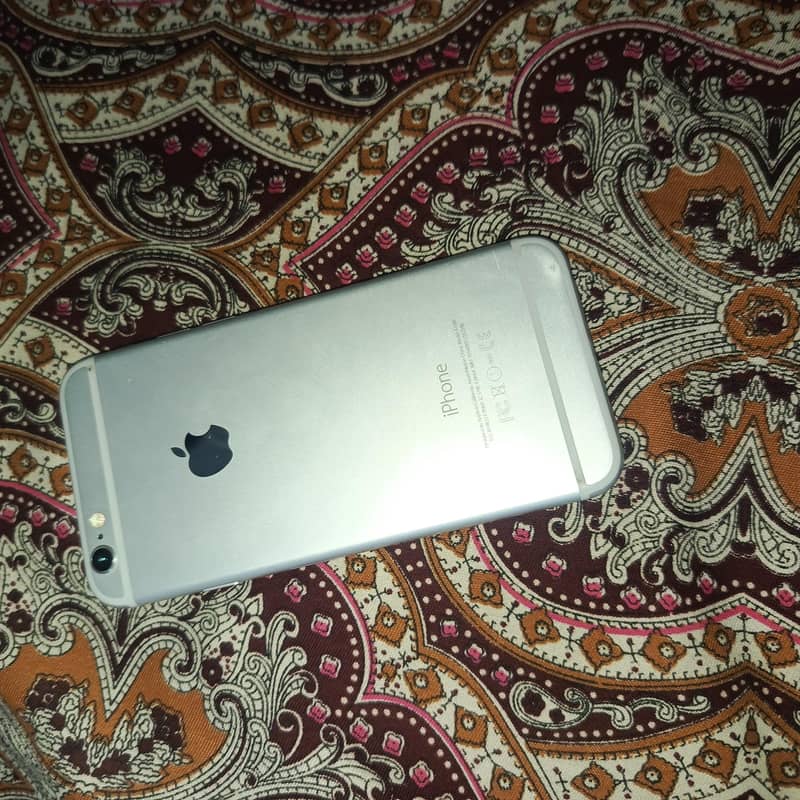 Apple iPhone 6 4