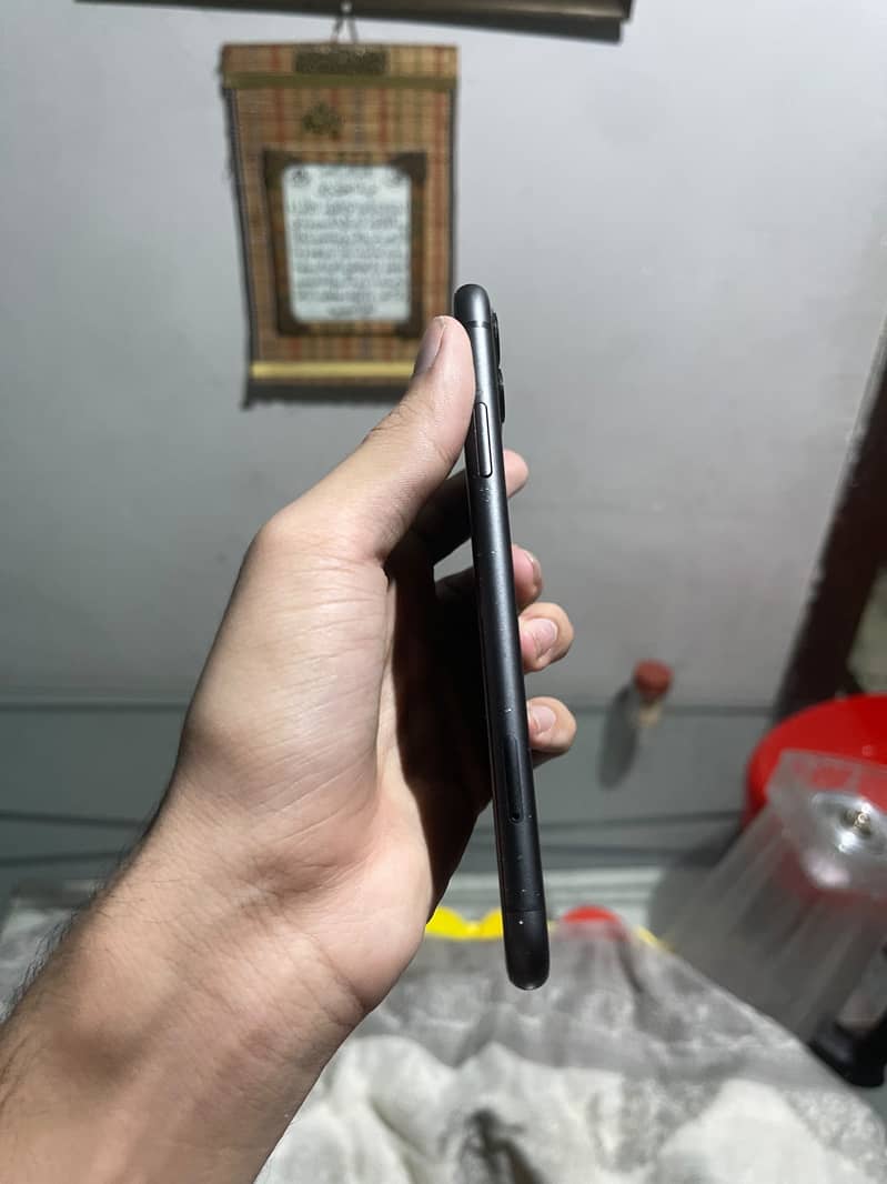 Apple iPhone 11 5