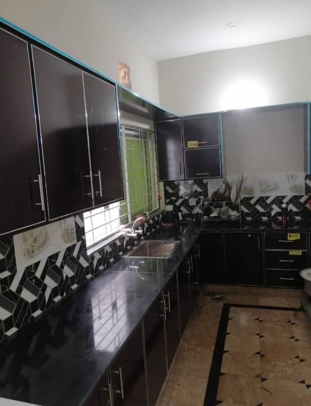Upper portion for Rent 0