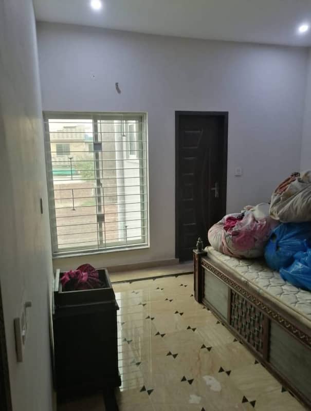 Upper portion for Rent 3