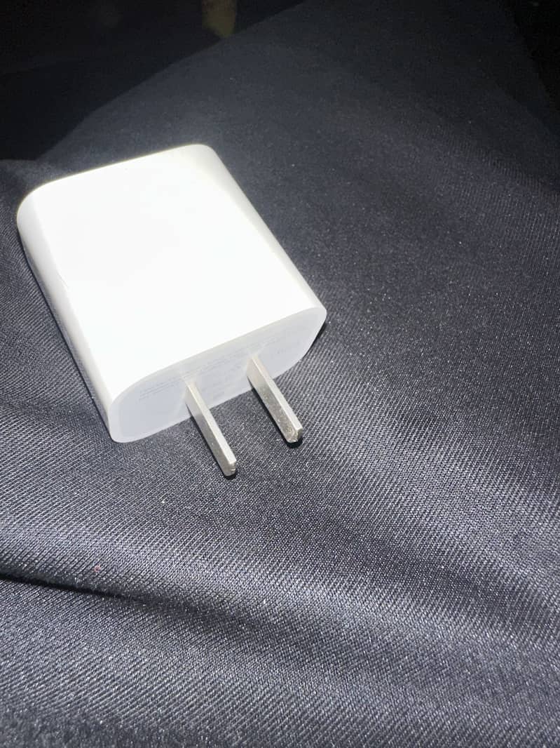 Apple iphone charging Adapter 3