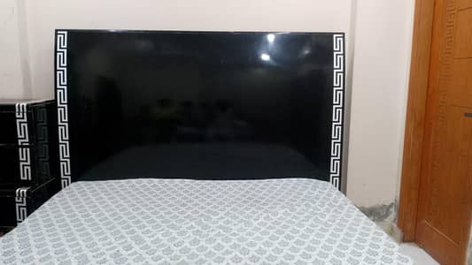 bed set side table and dressing , chester