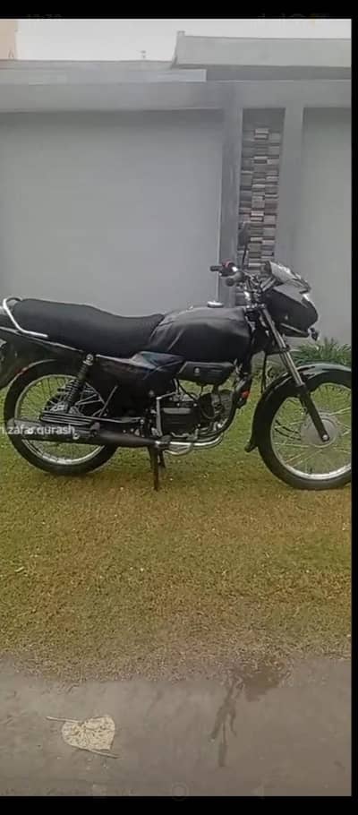 aslam o alikum sair this may honda bike 4sale . arjnt
