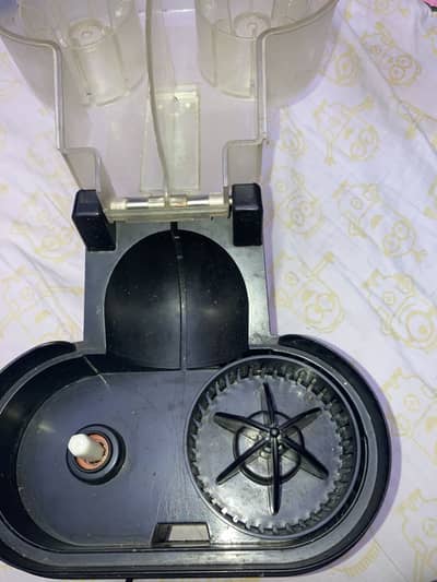 Title: Clikon 2-in-1 Citrus Juicer – Excellent Condition