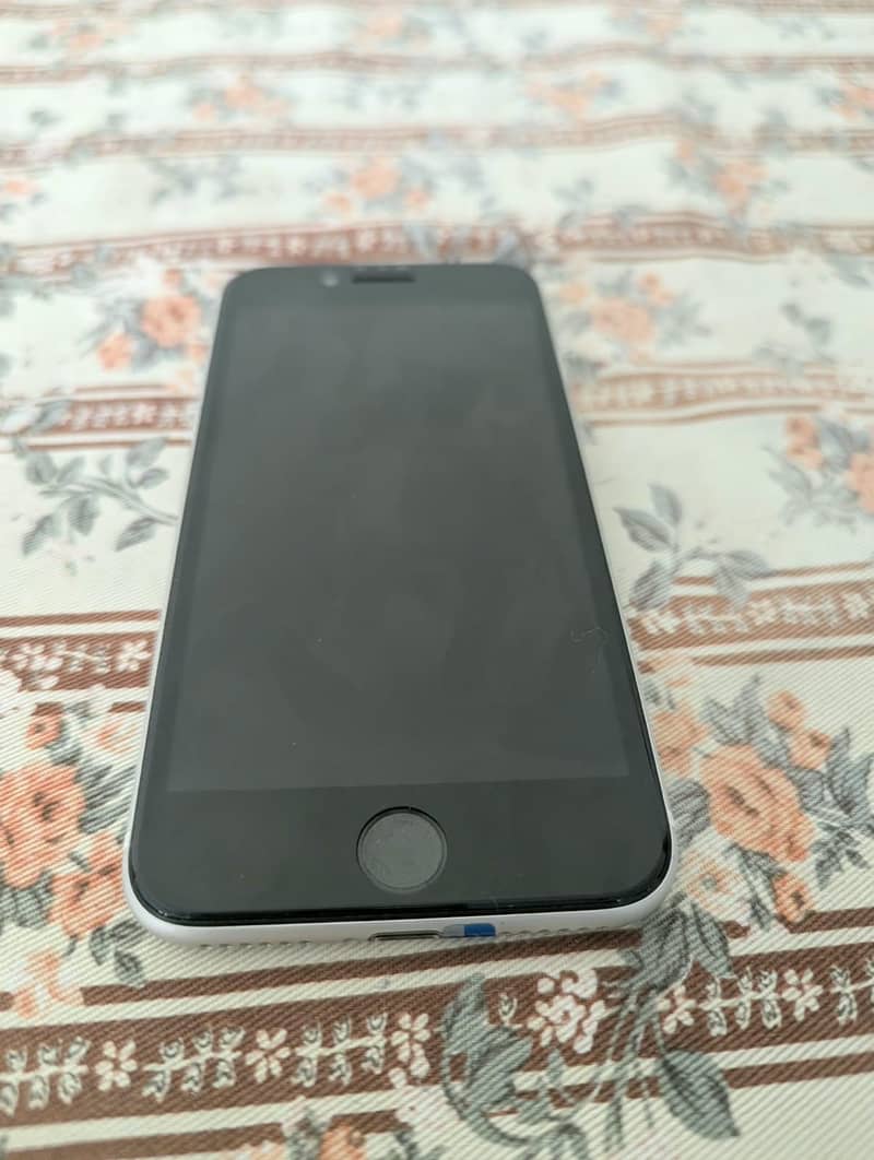 Apple iPhone SE 0