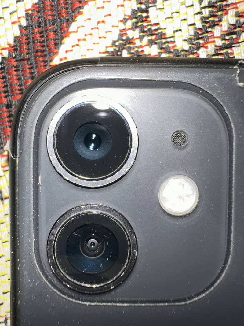 Apple iPhone 11 11