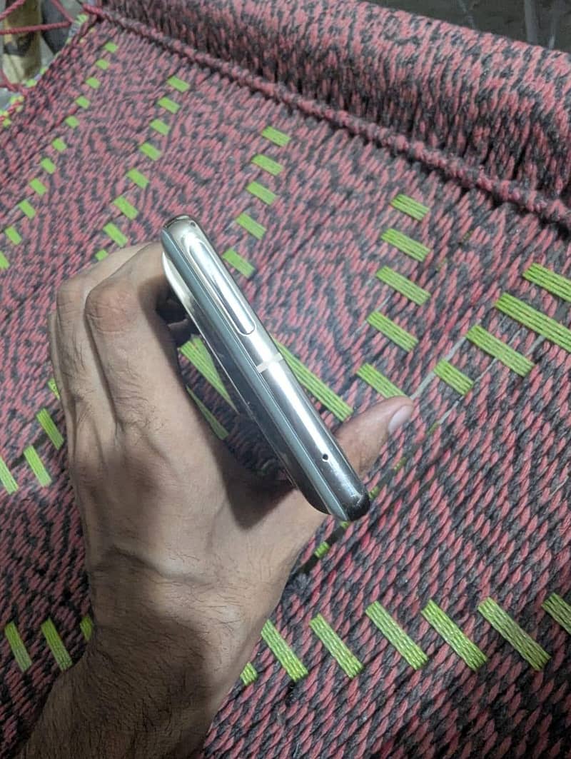 Google Pixel 7 Pro 4