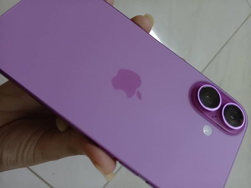 Apple iPhone 16 JV 5