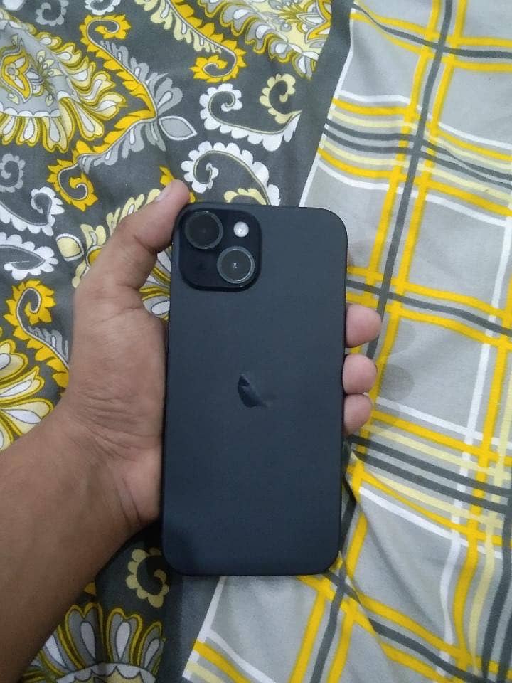 Apple iPhone 15 1