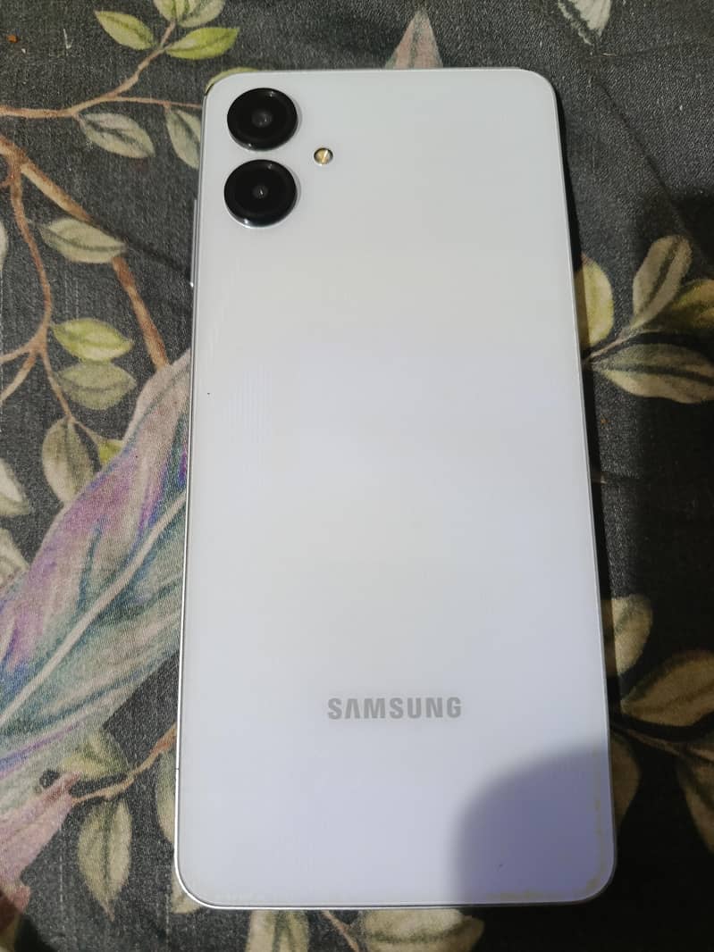 Samsung a06 1