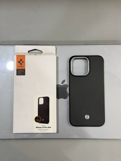 Spigen Enzo Aramid Case 15 Pro Max