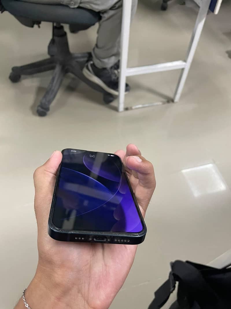 Apple iPhone 14 1