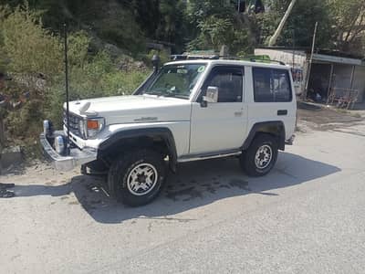 Toyota landcruiser RKR 1989 (gift for offroad)