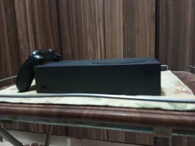 Xbox Series S 1TB Carbon Black With Box-Excellent Condition