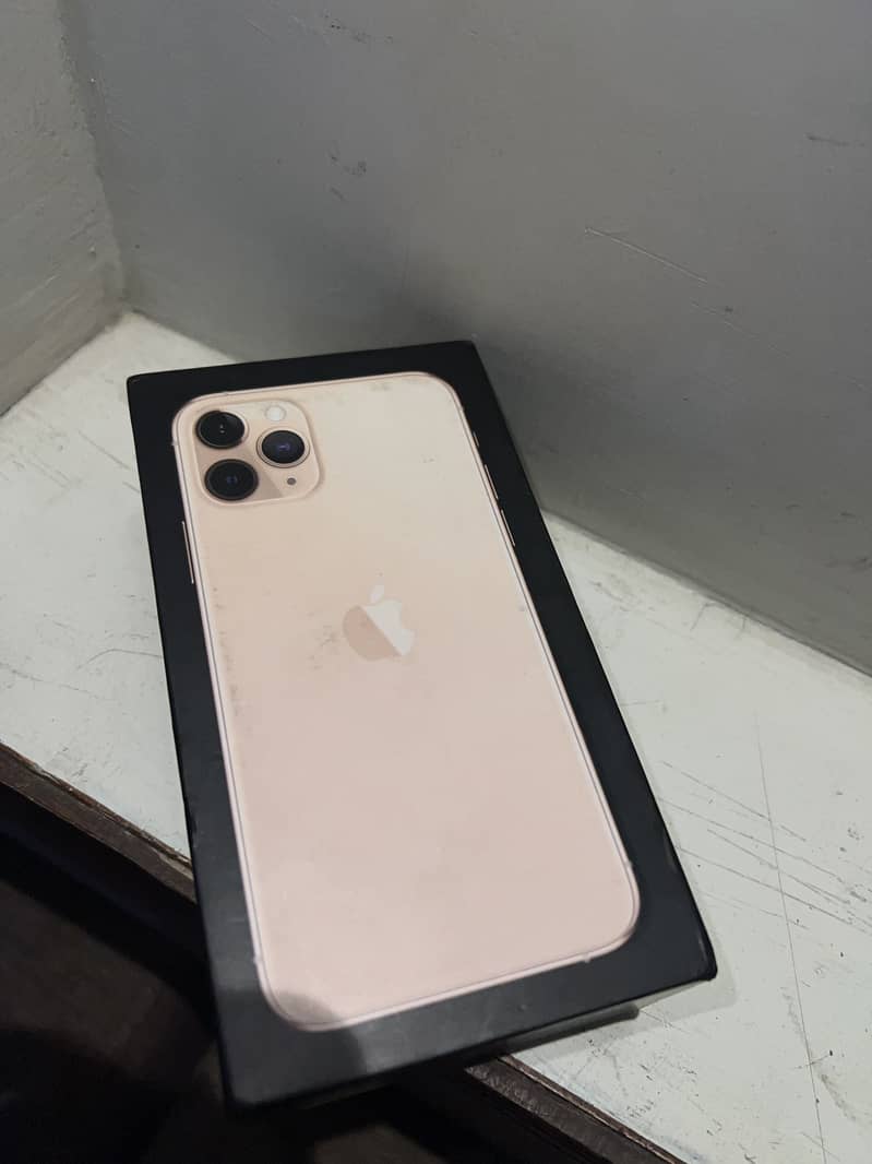 Apple iPhone 11 Pro 2