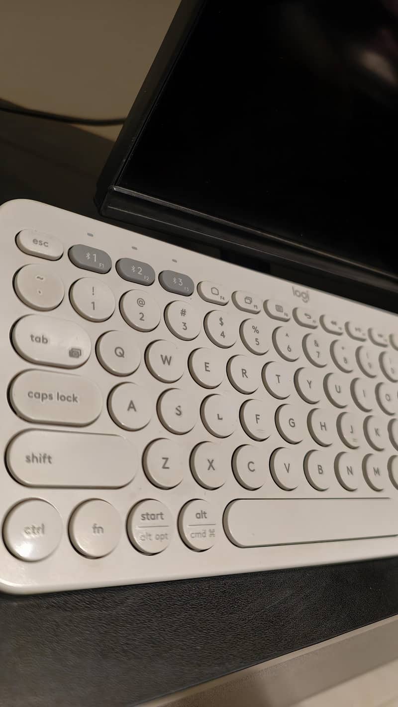 Logitech K380 Keyboard 2