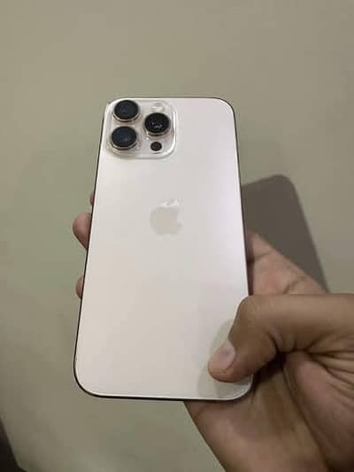 Apple iPhone 16 Pro Max Non Pta Factory Unlock Deset Titanium with Box